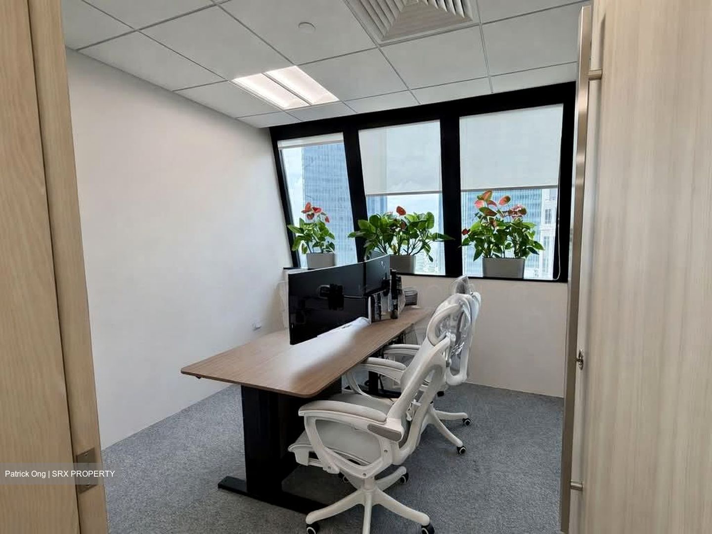 Republic Plaza (D1), Office #589179401
